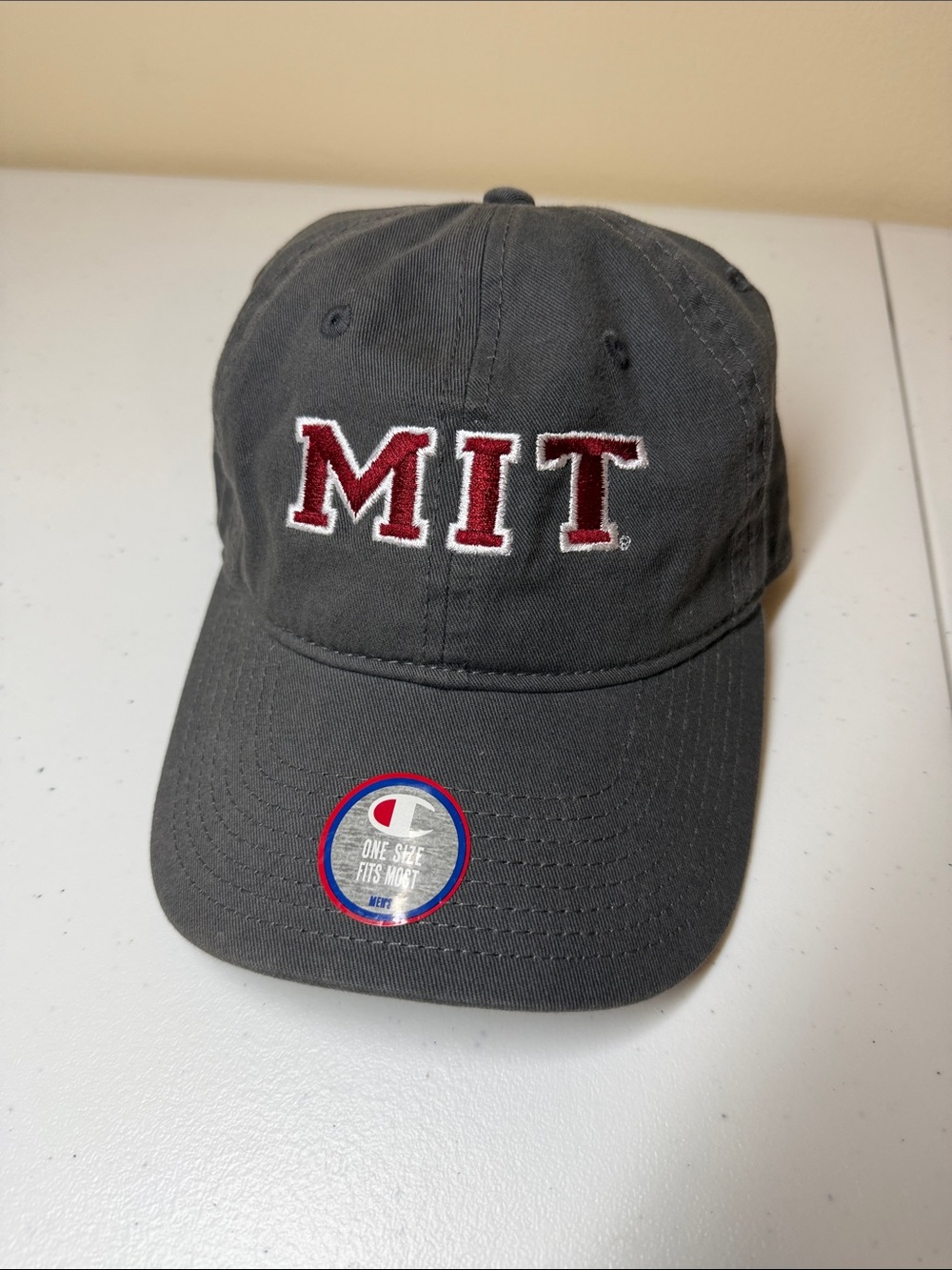 MIT Engineers NWT Men’s Adjustable hat by Champion. The Massachusetts Institute